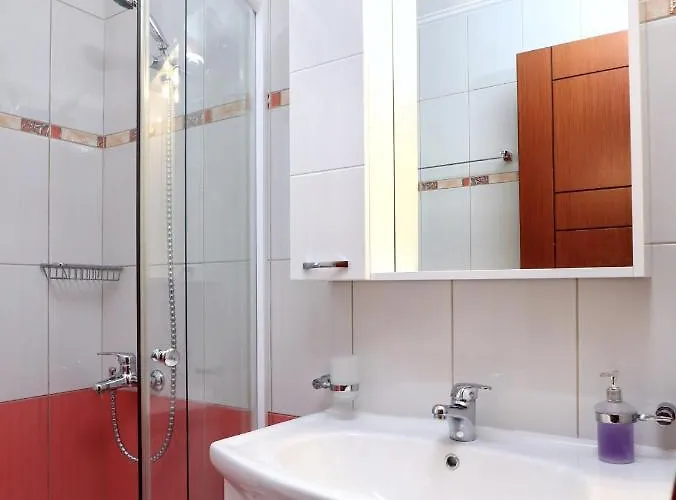 Holiday home Frida's House